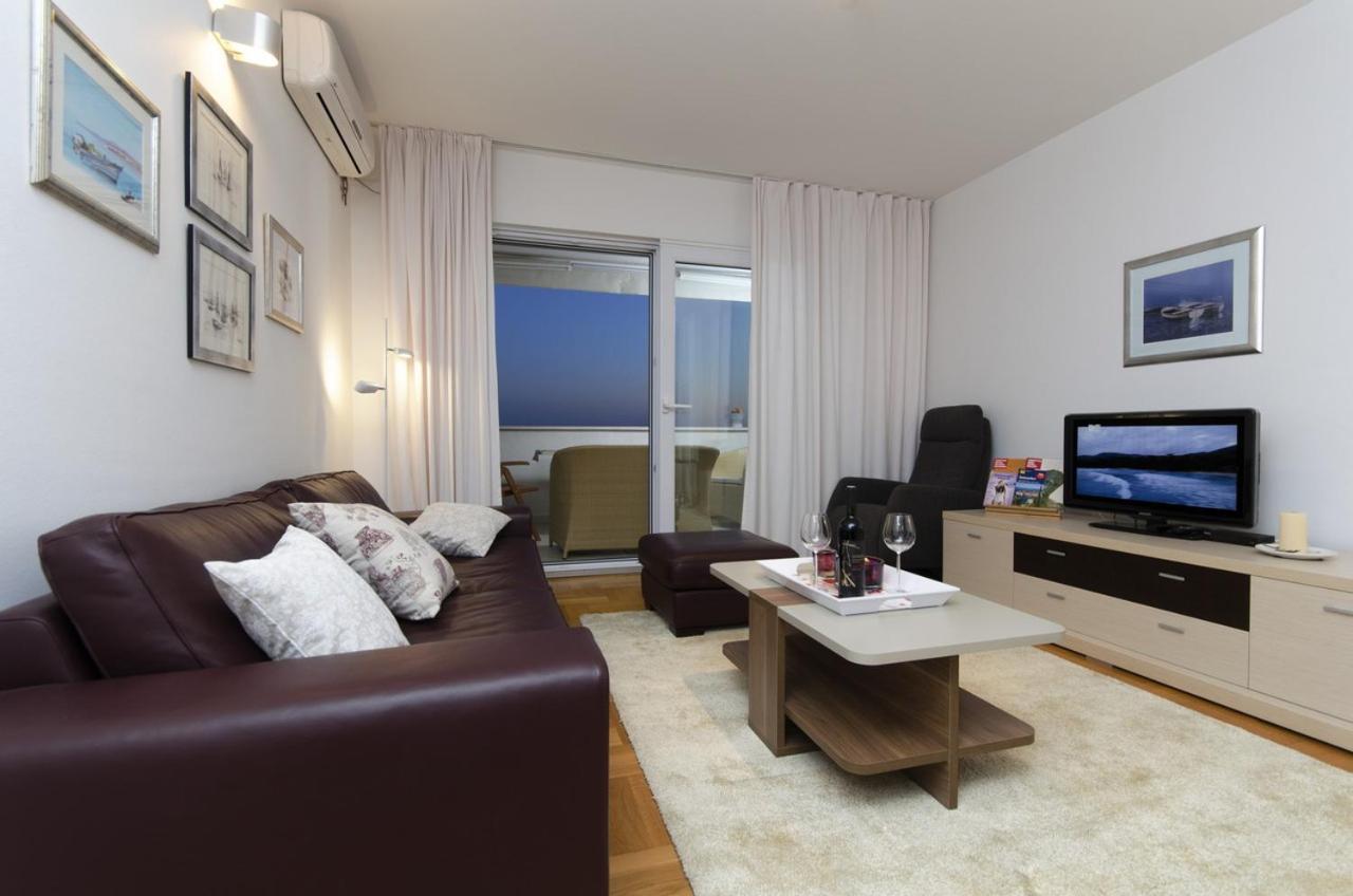 Apartment Zovko Макарска Экстерьер фото